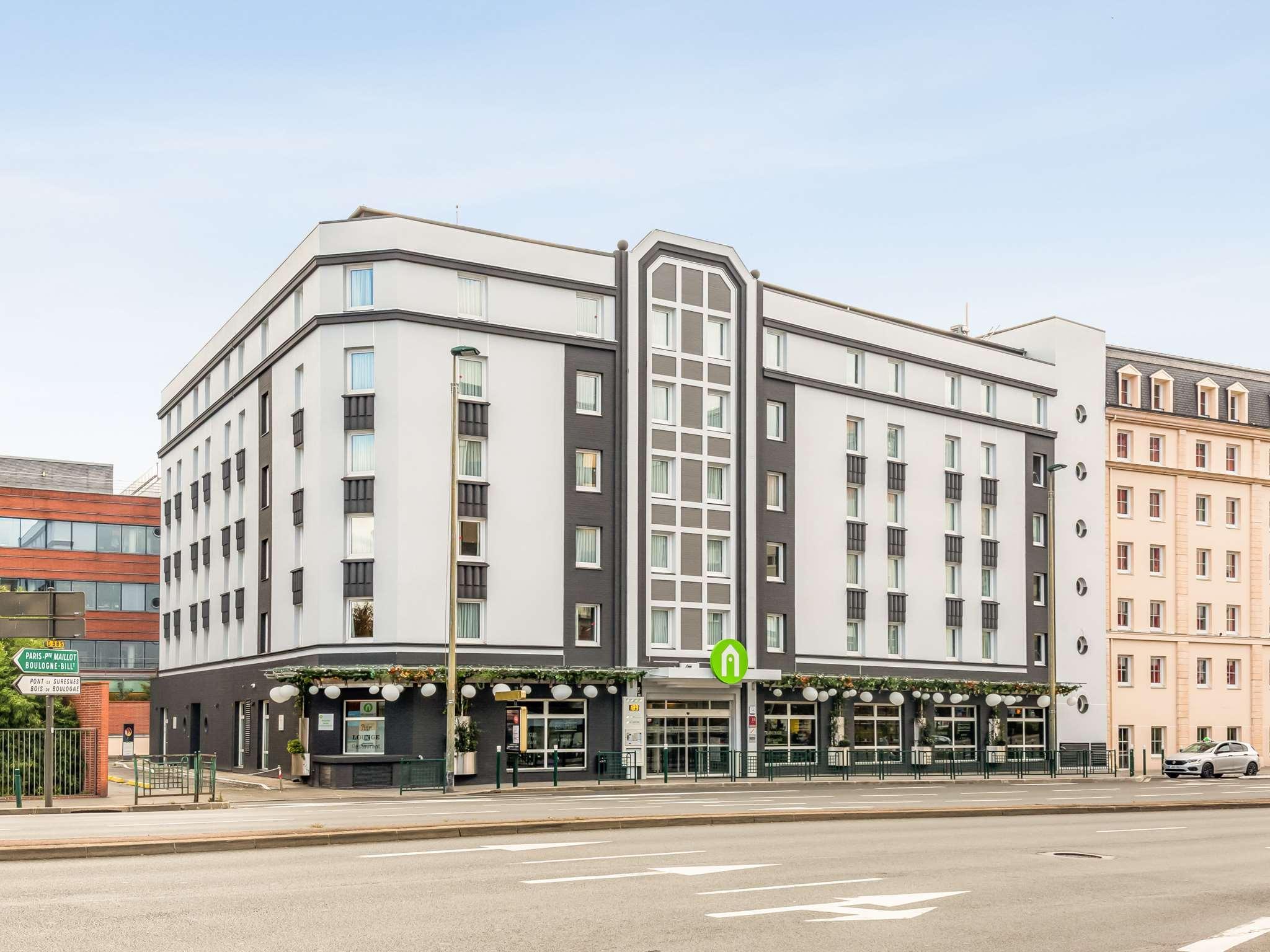 Campanile Paris Ouest - Pont De Suresnes Hotel Exterior photo